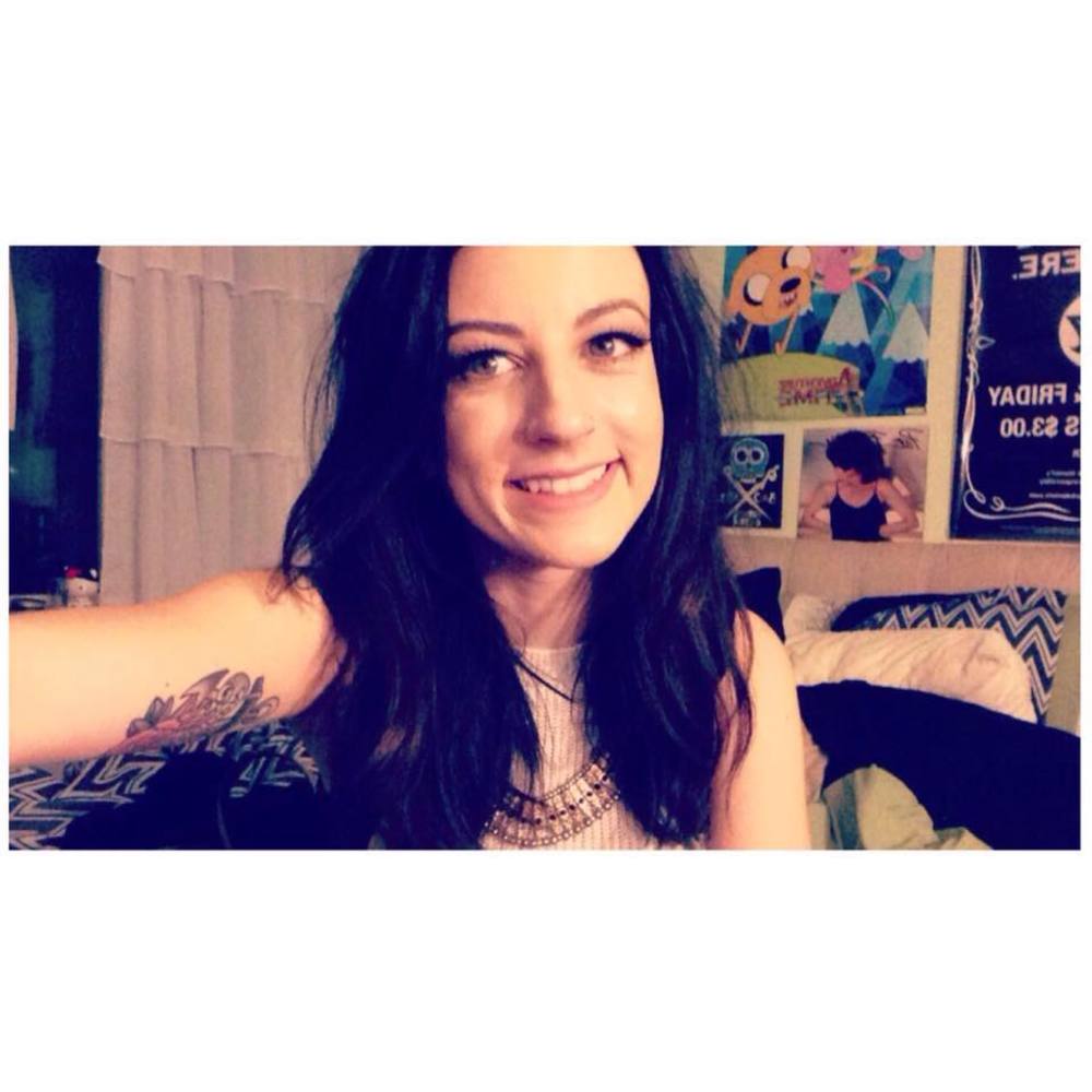 Meet your Posher, Nina